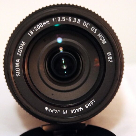 MINT Sigma for Canon EF-S 18-200mmF3.5-6.3 II DC OS HSM Lens+for Mirrorless,DSLR - Picture 1 of 16